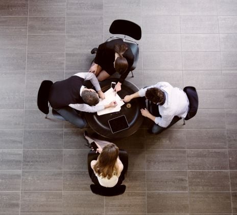 『インターネット・プラットフォーム企業の税務関連情報報告規定』とインフルエンサー課税の実務インパクト